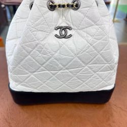 Chanel black and white double shoulder bag