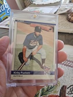 Kirby Puckett '84 Fleer Update Rookie Baseball Card 