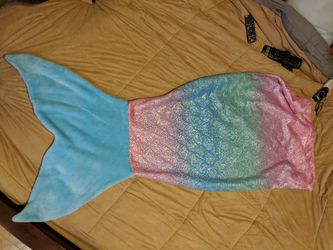 Justice mermaid blanket