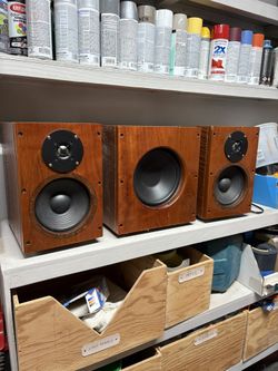 Free  Bookshelf Subwoofer With Speakers