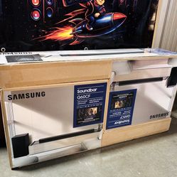 Samsung Soundbar (HW-Q60CF) Dolby Atmos Home Theater – Powerful 3.1ch Surround Sound w/ Wireless Subwoofer