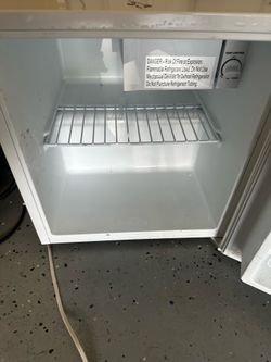 Mini fridge