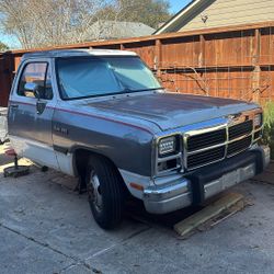 1993 Dodge D350