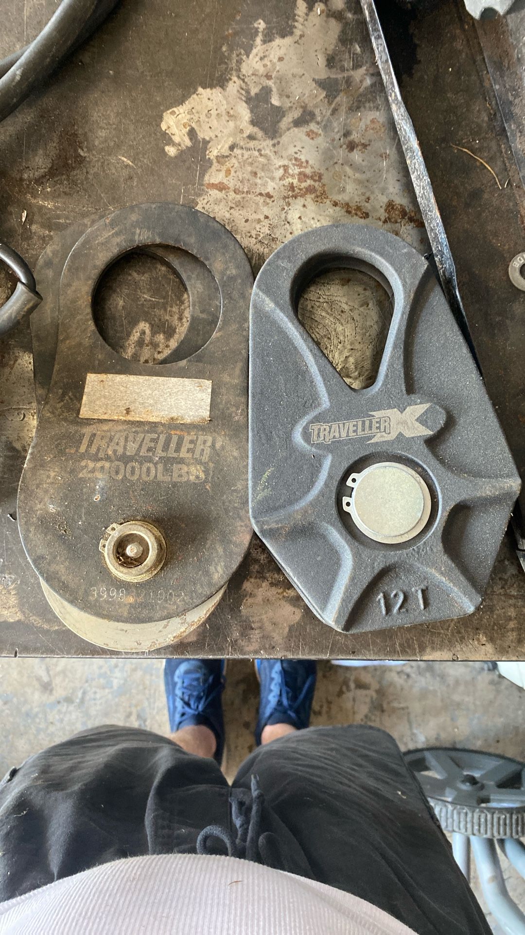 Snatch blocks