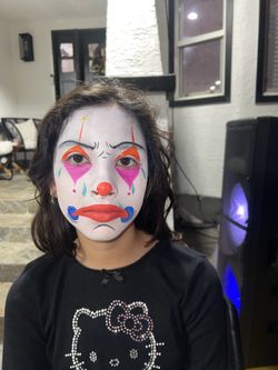 Face painting early morning for purchase