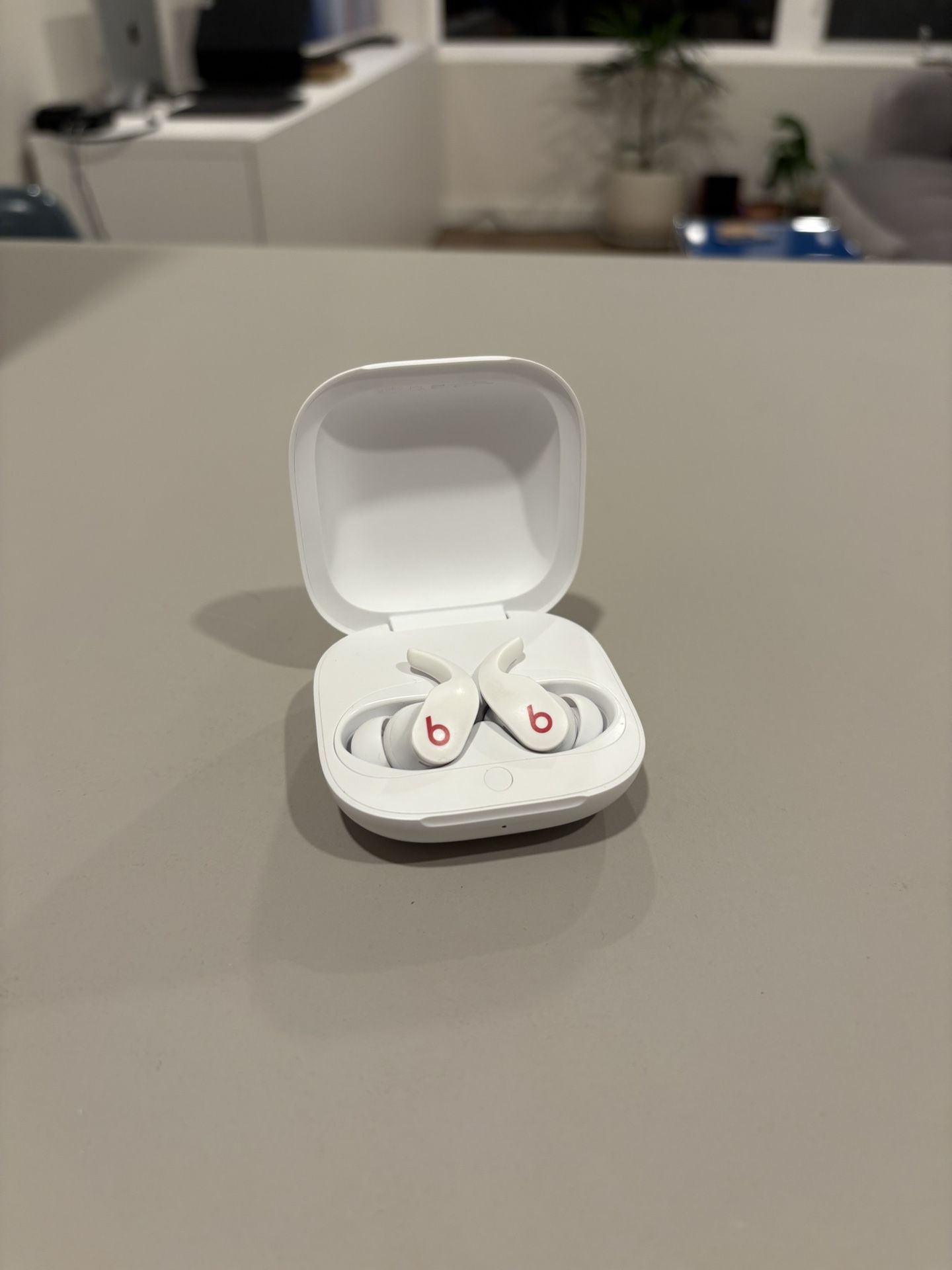 Beats Fit Pro - White, Like New