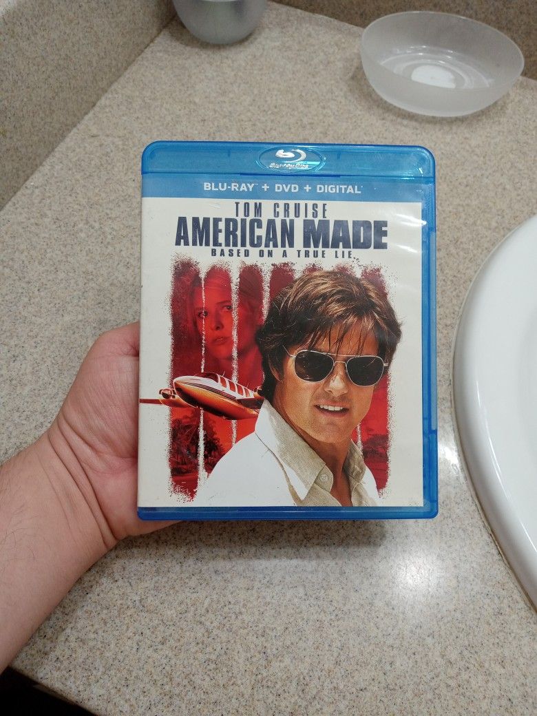 Blu-Ray DVD  American Made