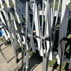 Crutches 