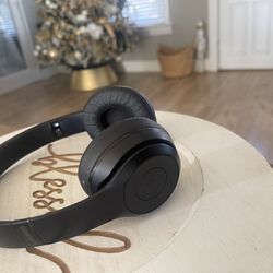 Black Leather Bluetooth Beats Solo 3 Headphones 
