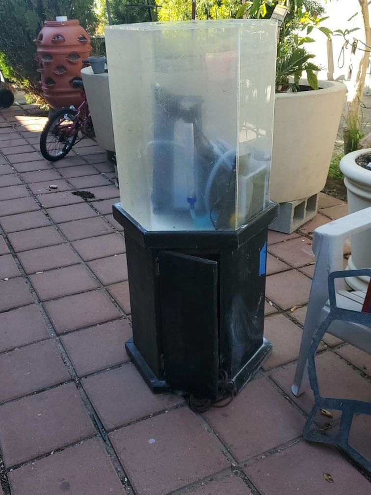 40 Gallons Tank With Filter