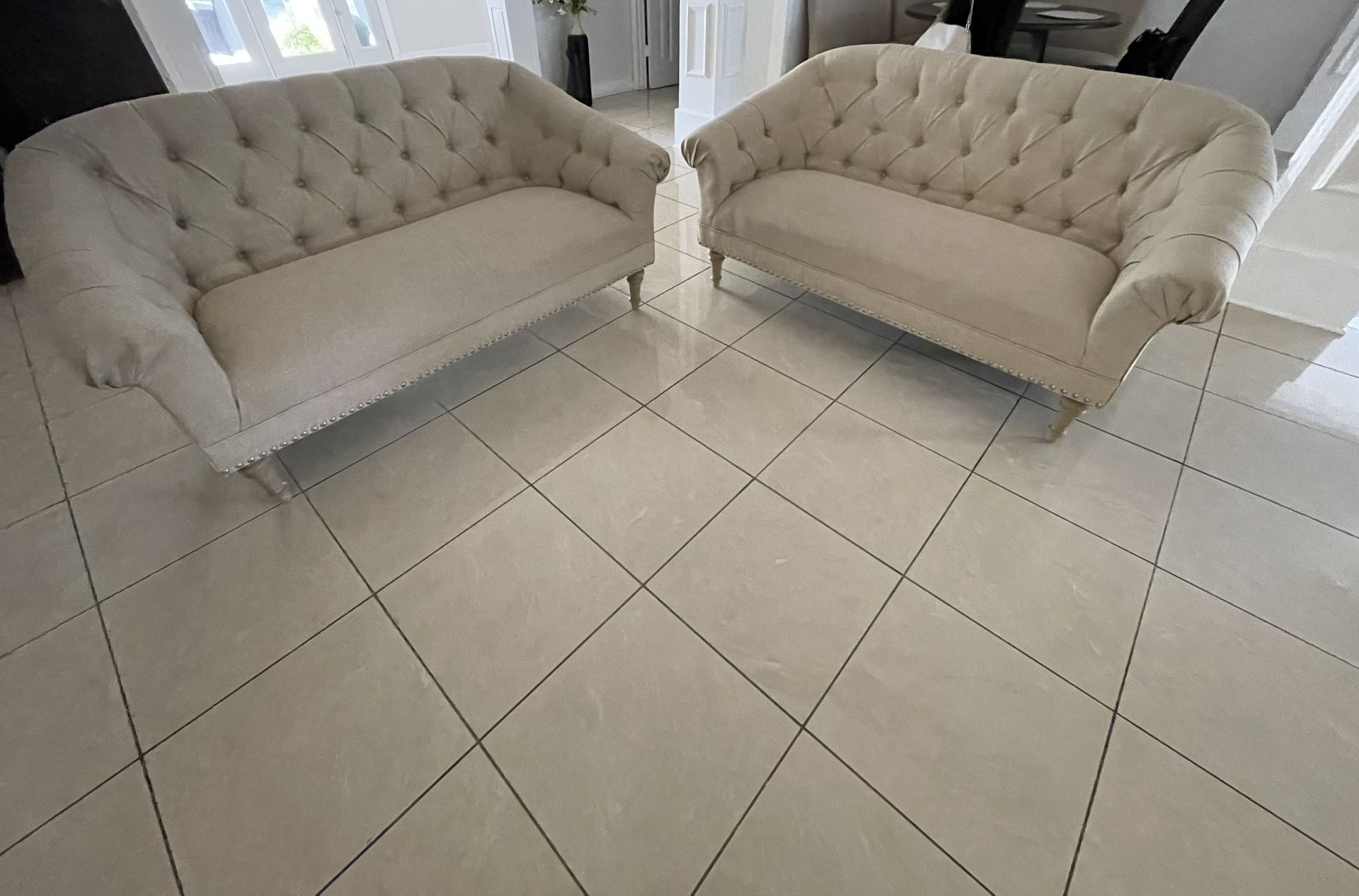 SET OF MATCHING LOVE SEATS PICK UP TODAY