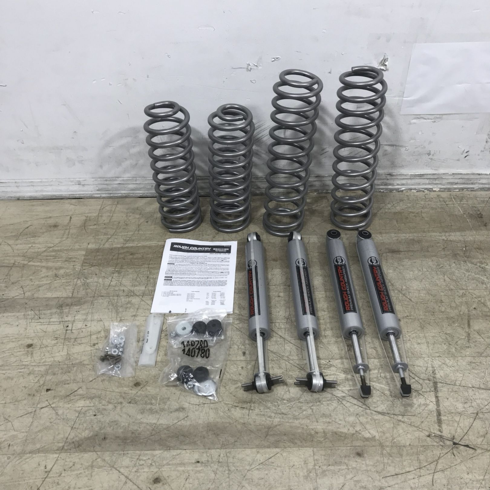 Rough Country 2.5" Lift Kit for 2007-2018 Jeep Wrangler JK