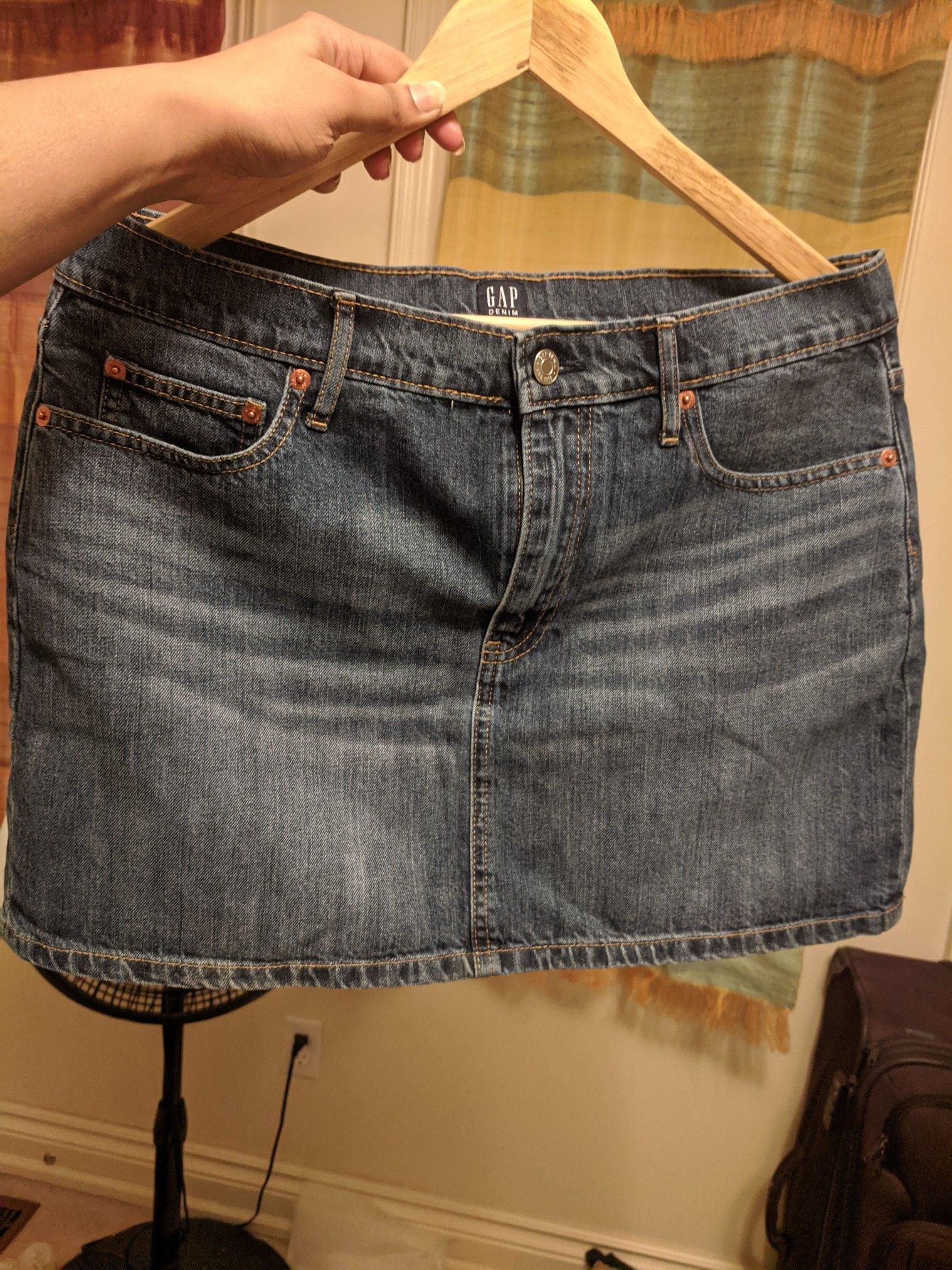 GAP denim skirt