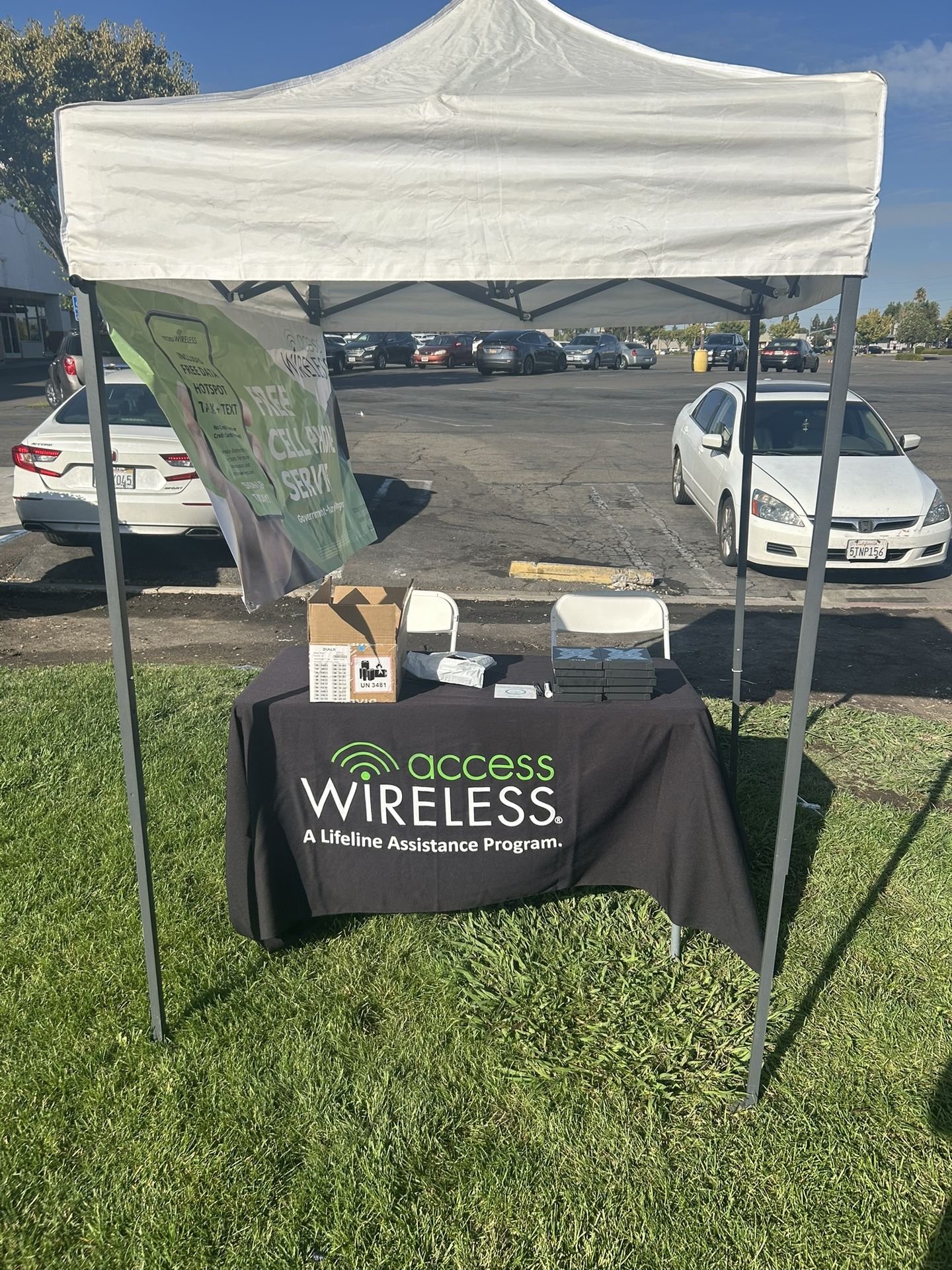 FREE PHONES!! In Front Of DDs On E Hammer Ln 