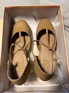 Bloch split flex character shoes size 9 women