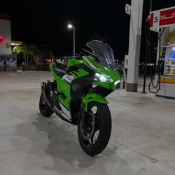 Kawasaki Ninja 