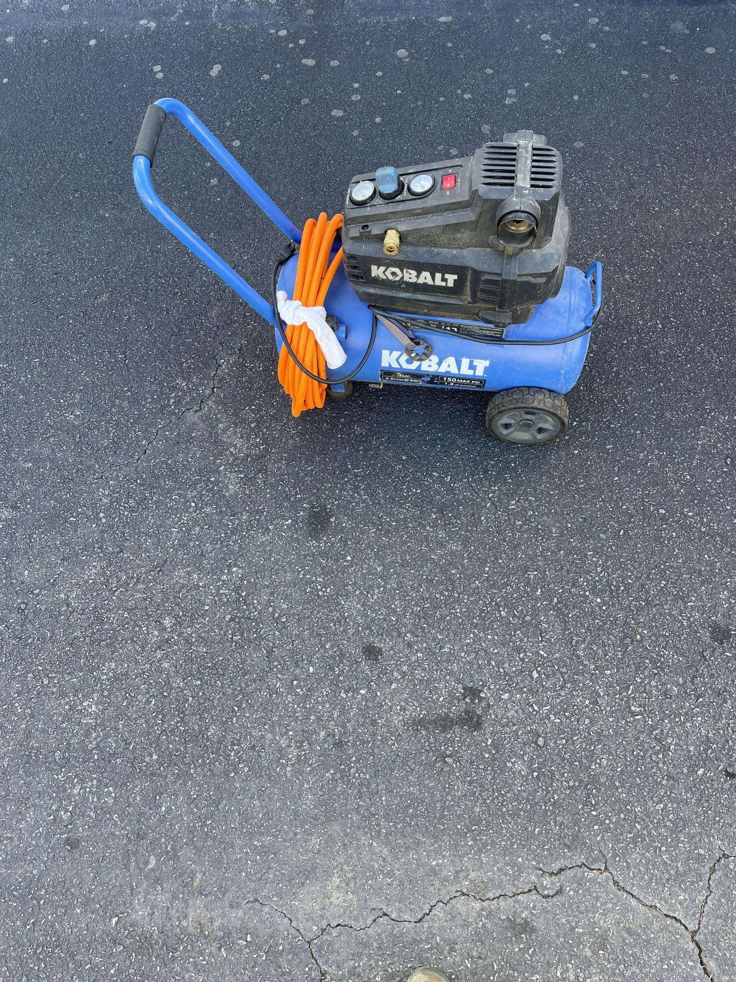 Kobalt 8 Gallon Air Compressor