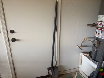 “Husky” Round Point Shovel