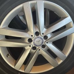 2014 Mercedes Benz GL 350 Bluetec Wheels and Tires For Sale