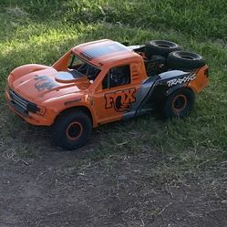 Traxxas Udr