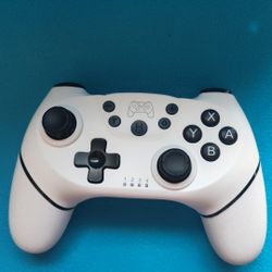 2 Wireless Bluetooth Gamer Controller 