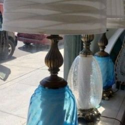 2 Stunning BLUE VINTAGE LAMPS BLUE💙💙💙