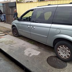 Chrysler Minivan