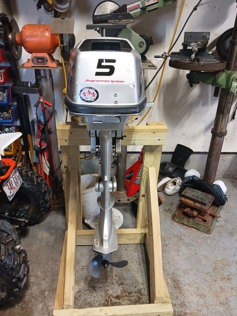 https://offerup.com/redirect/?o=NWhwLkhvbmRh  Kicker Motor .