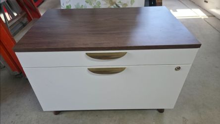 File cabinet