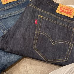 Brand New LEVI 569 Jeans 34X34