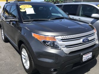 2015 FORD EXPLORER XLT LIKE NEW