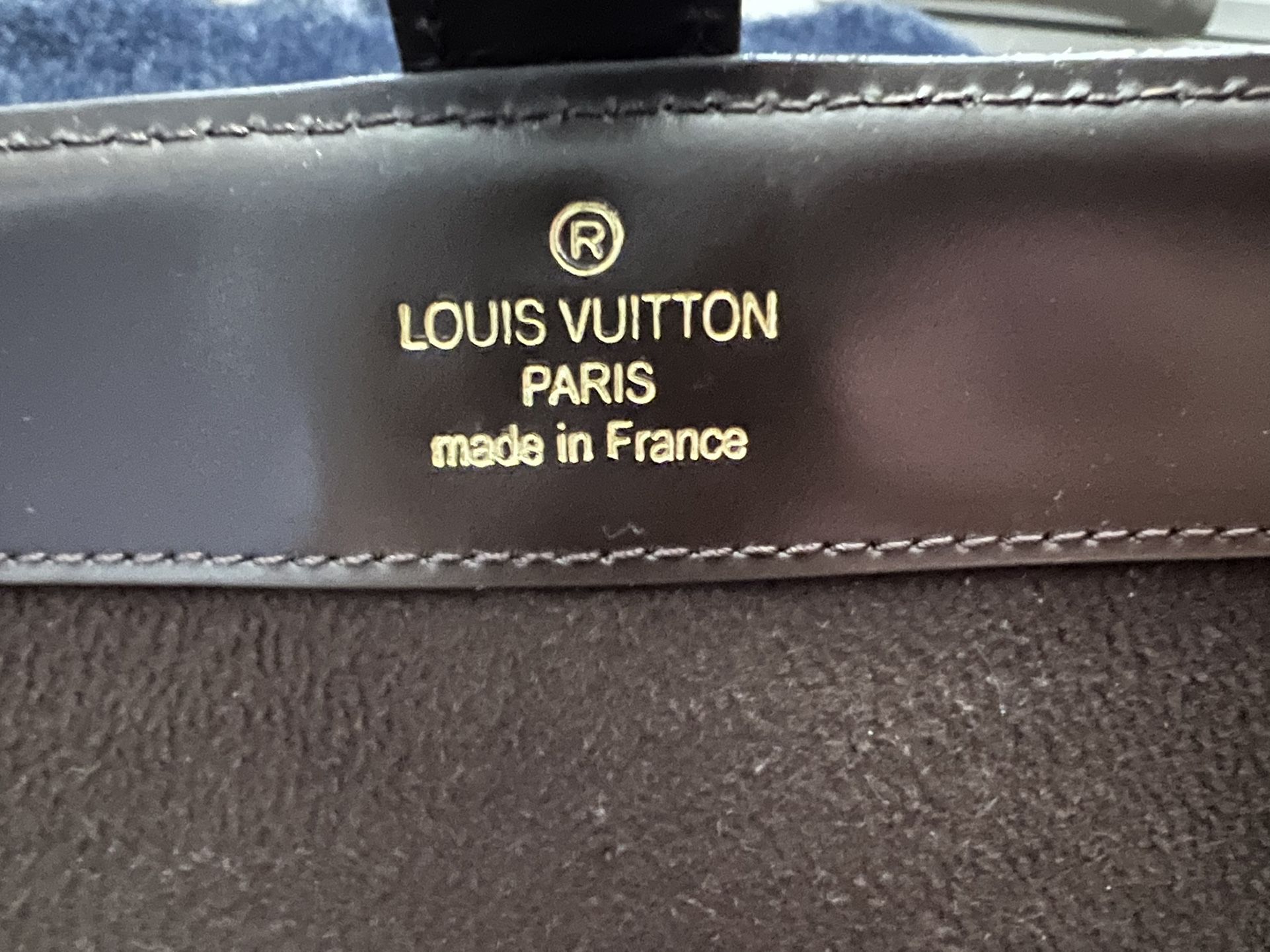 Pre-owned Accessories box Louis Vuitton – Roadness