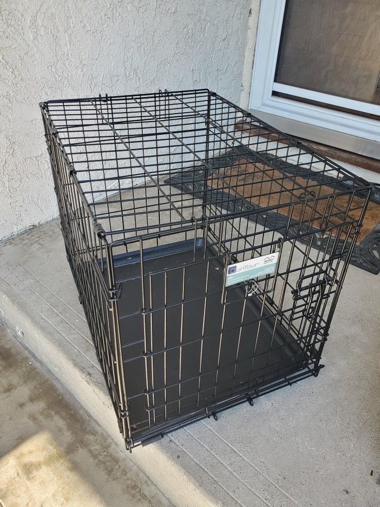 pet crate Contour 824 24.77" long x 17.49"w x 19.49high