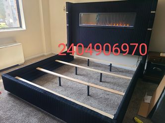 New in box b0550 FW black velvet fireplace bluetooth speaker bed frame special