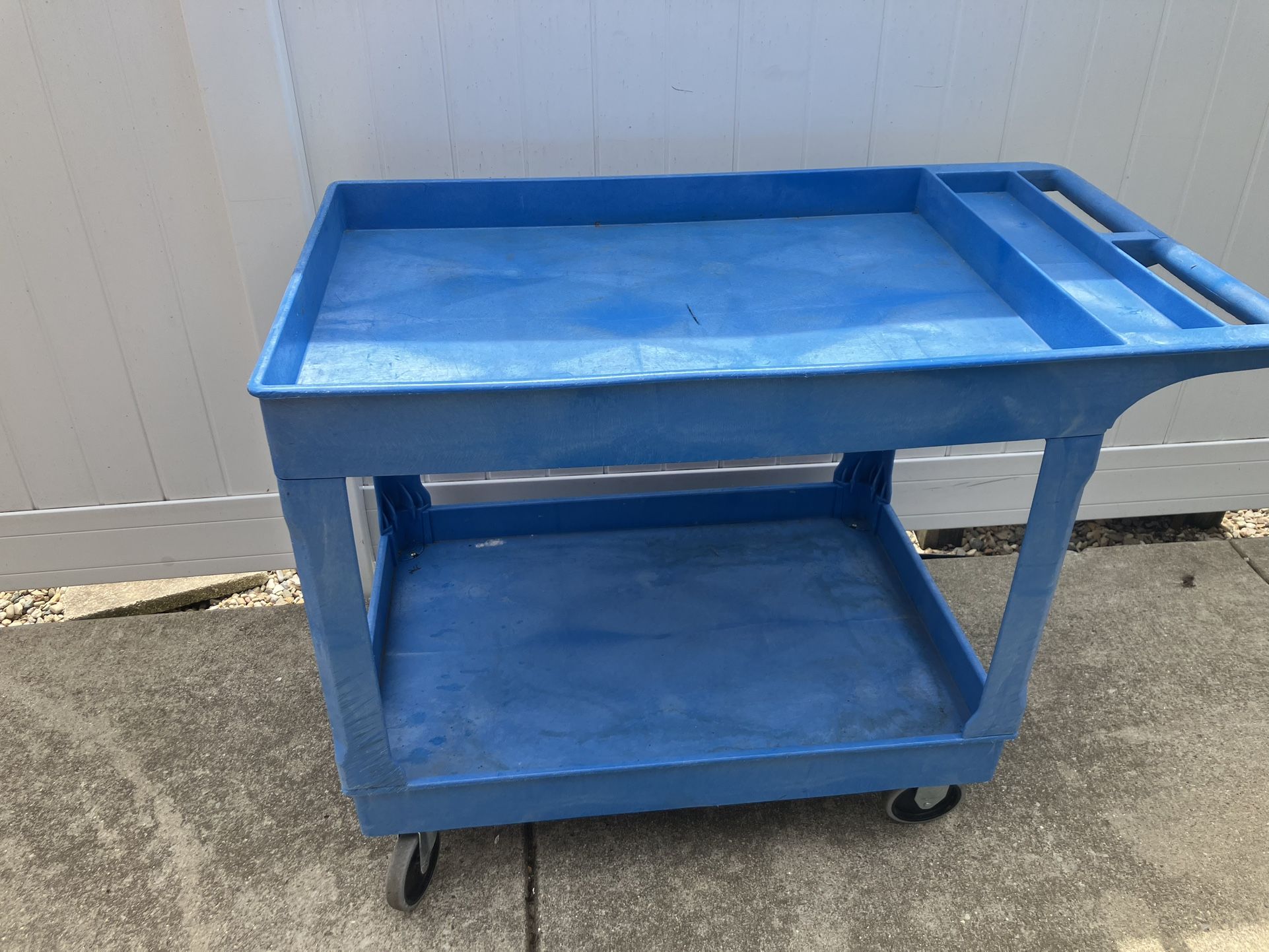 24 Inch Wide U Line Utility Cart
