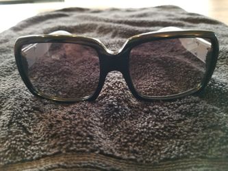 Burberry sunglasses authentic