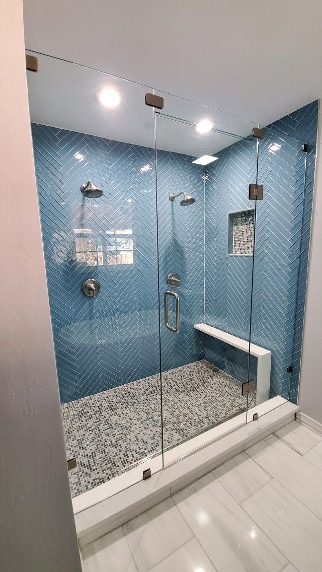 SHOWER DOORS 