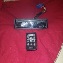 Car Stereo Pioneer WMA/MP3 & CD Player 