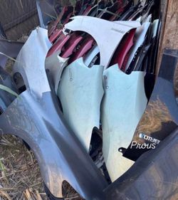 2004-2009 Toyota Prius Fenders Availabke