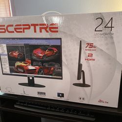 Monitor New 24 “ Plus Accessories 