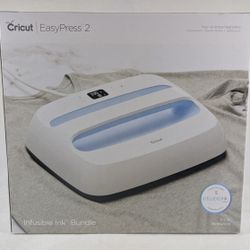 Cricut EasyPress 2 - 9x9 - T Shirt Heat Press - Vinyl Transfer