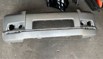 2010-2015 Toyota 4Runner Front Bumper USED