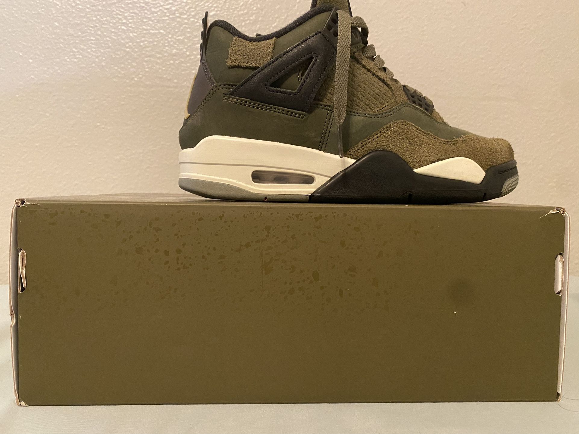 Olive Craft Jordan 4, Size 7 Men's