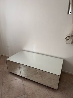 Mirror coffee table