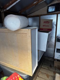 Free new kitchen cabinets