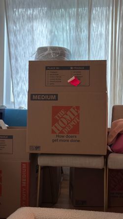 Free moving boxes available
