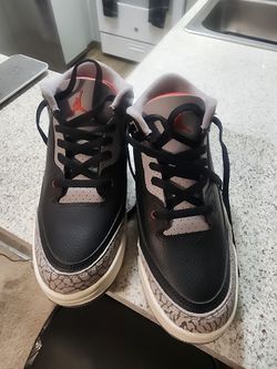Jordan retro black cement
