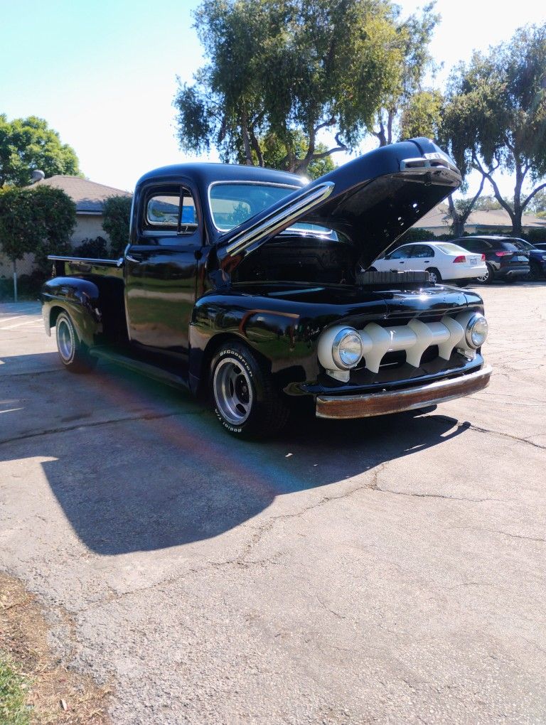 1951 Ford Custom
