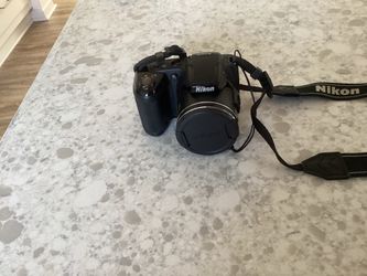 Nikon COOLPIX L810 camera