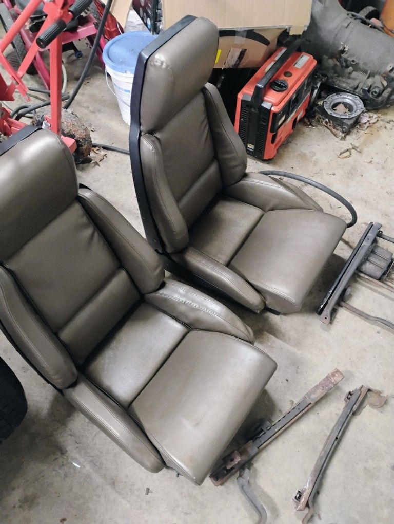 Corvette Seats C4